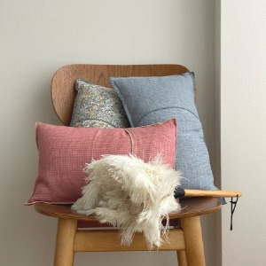 BLOMMA Edged Petite Cushion (3 TYPES)